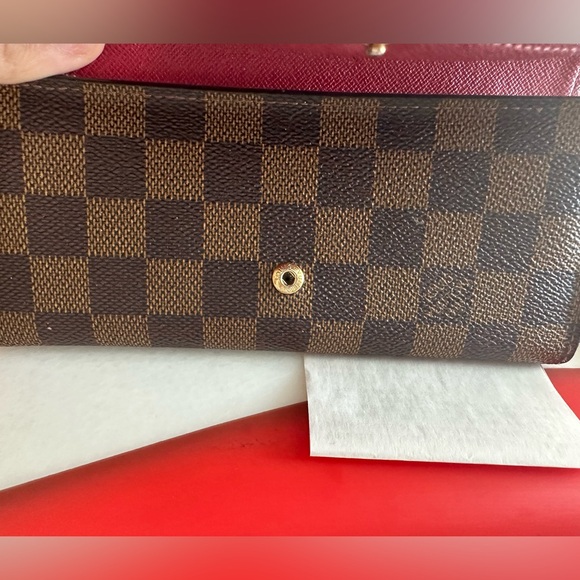 Louis Vuitton Wallet - Picture 4 of 12